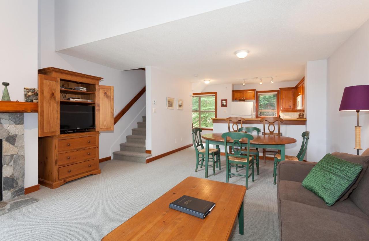 Apartment Treeline Townhome By Premier Whistler