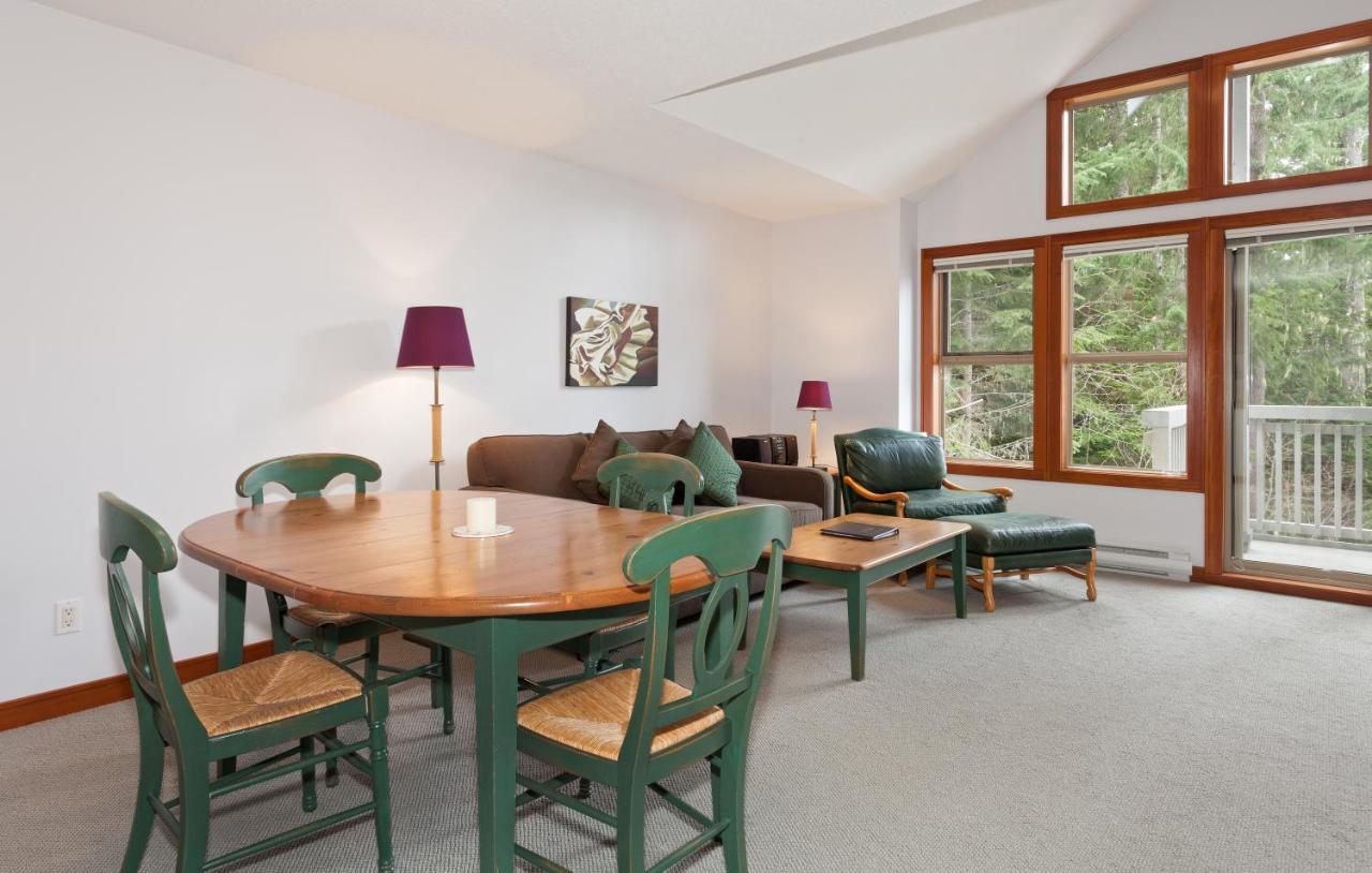 Treeline Townhome By Premier *
